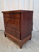 Kommode Kr. 850,-