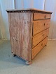 Kommode Kr. 800,-